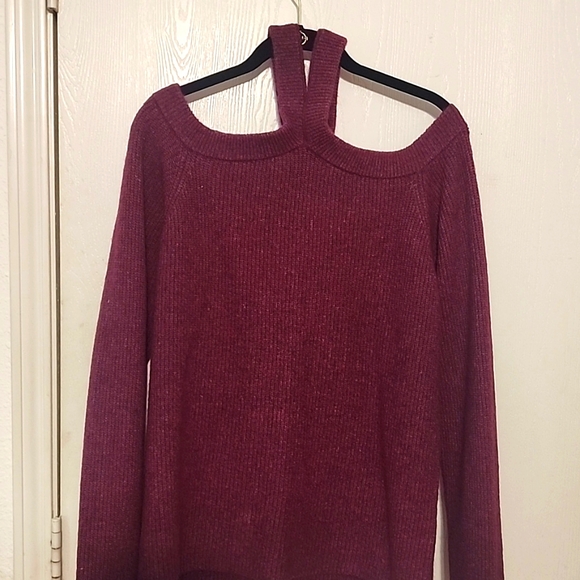 Sam and Jess Sweater - Picture 4 of 4